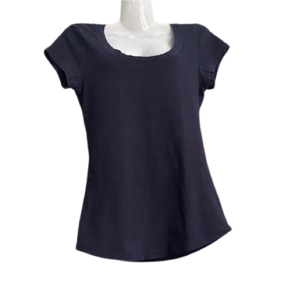 V-Neck T-Shirt Aveto - Picture 9 of 9